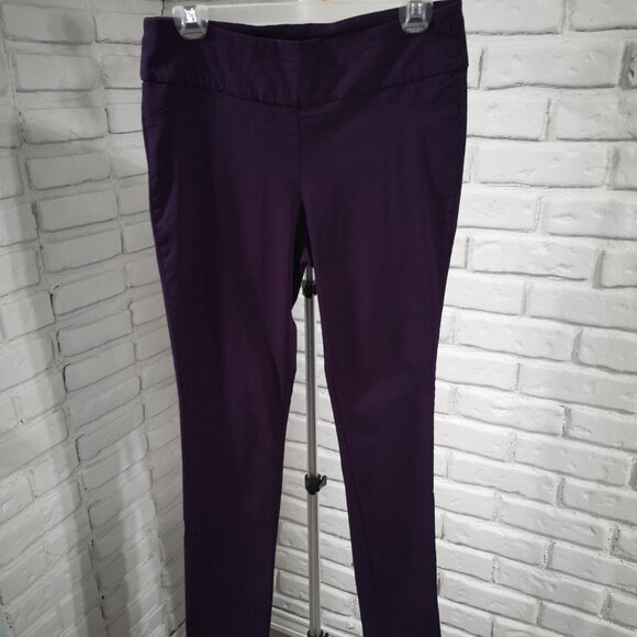 Ricki's Ladies Pull On Style Purple Slim Leg Size Large Pants - Picture 1 of 12